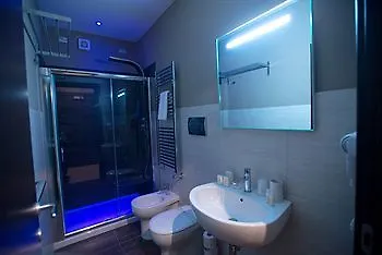 39 Hotel 3*